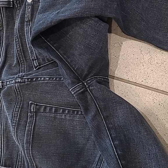 7forallmankind Ankle Skinny with Seams and Front Splits in Vintage Noir - Picture 9 of 10